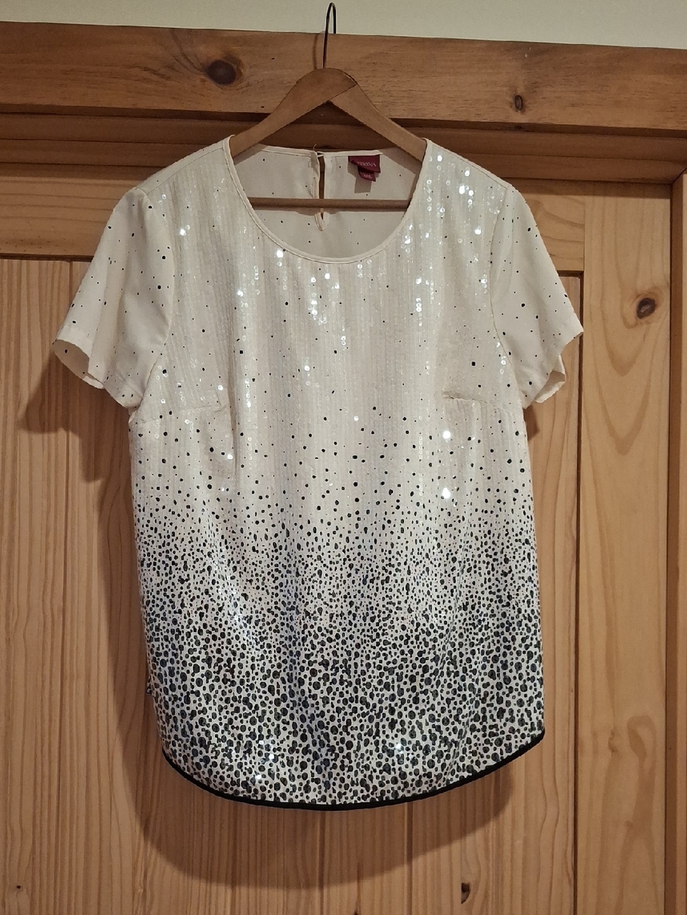 Merona Sequence Blouse. Size Large.